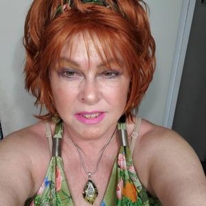 Meet your Posher, Lynn